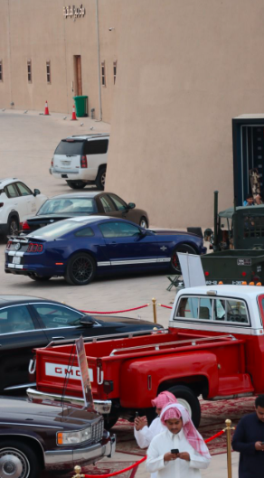 اكبر_تجمع سنوي لتجمع السيارات من كلاسيك وفخمه ومعدله وايضاً بعض من المجسمات (7).png