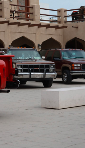 اكبر_تجمع سنوي لتجمع السيارات من كلاسيك وفخمه ومعدله وايضاً بعض من المجسمات (9).png