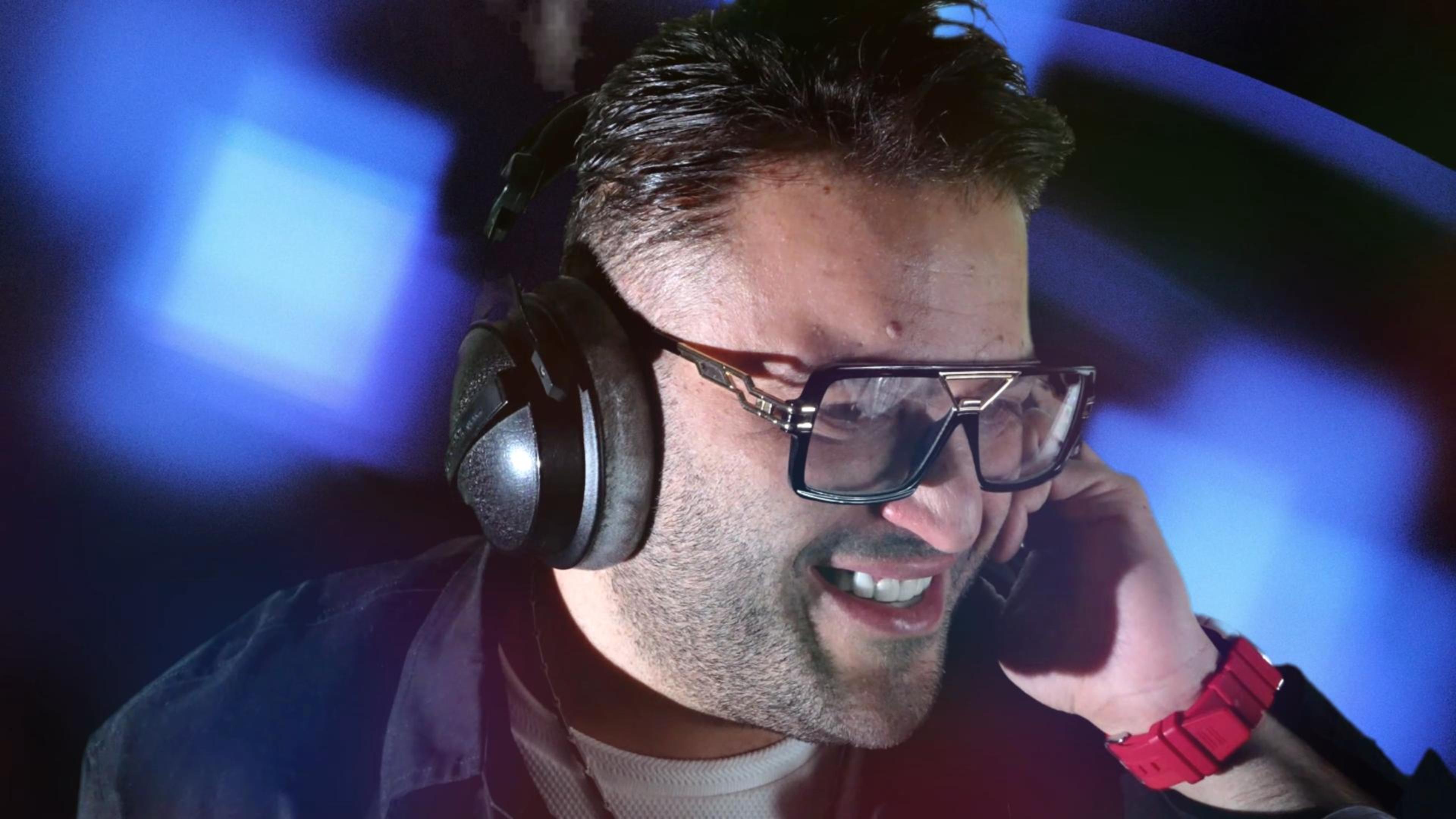 فيديو كليب اغنية للفنان رواد